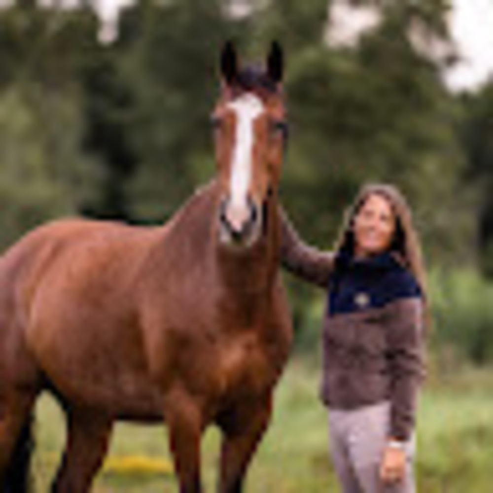 Meet your Posher, Monique